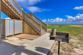 Bayfront Dauphin Island Home w/ Beach Access!