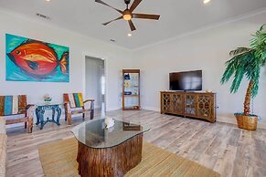 Bayfront Dauphin Island Home w/ Beach Access!