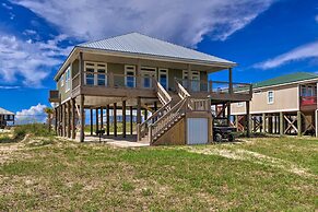 Bayfront Dauphin Island Home w/ Beach Access!