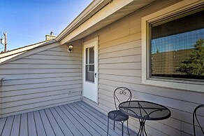 Grand Lake Condo w/ Balcony - 1 Block to Water!