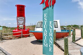 Lovely Dauphin Island Cottage w/ Deck & Gulf Views