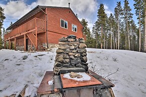 24-0107 16-acre Fairplay Cabin w/ Mountain Views!