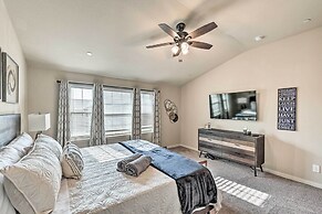 Brand-new Townhome Near Unt/twu & The Square!