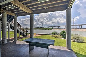 Secluded Seabrook Waterfront Home w/ Patio!