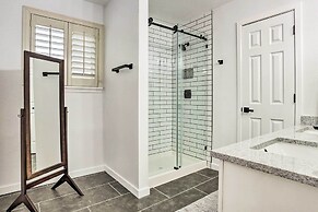 13 Mi to Dtwn Denver: Northglenn Townhome w/ Patio