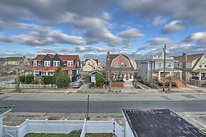 Beautifully Renovated Beach House w/ Fenced Patio!