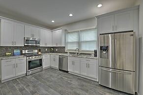 Beautifully Renovated Beach House w/ Fenced Patio!