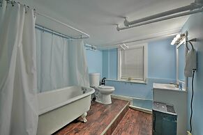 Beautifully Renovated Beach House w/ Fenced Patio!