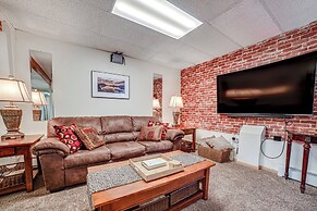 Cozy Apartment < 4 Miles to Downtown Anchorage!