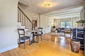 Welcoming Columbus Retreat: 5 Mi to Downtown!