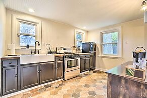 Welcoming Columbus Retreat: 5 Mi to Downtown!