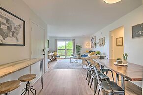 Cozy Branson Retreat w/ Balcony, 2 Mi to 76 Strip