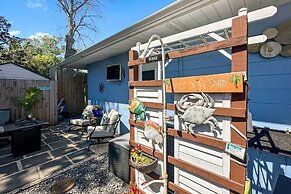 Dog-friendly Beach Apt w/ Yard: Near Pier & Parks