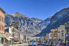 Telluride Condo in Town - 1/2 Mi Walk to Gondola!