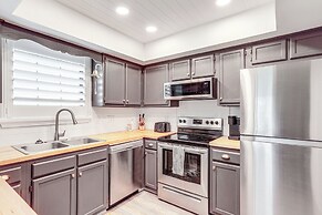 'sunny Side Up' Canal-front Getaway w/ Dock!