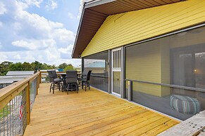 'sunny Side Up' Canal-front Getaway w/ Dock!