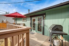 Near Red Rocks, Hiking & Skiing: Kittredge Condo!