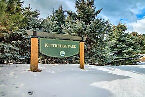 Near Red Rocks, Hiking & Skiing: Kittredge Condo!