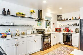 Deck, Fire Pit & Pool Access at Poconos Retreat!