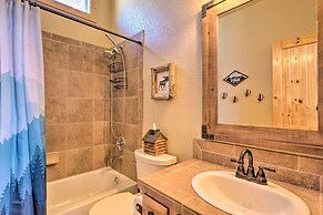 Family-friendly Jefferson Cabin w/ Fire Pit!