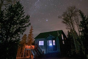 Family-friendly Jefferson Cabin w/ Fire Pit!