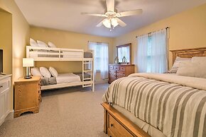 Large Yard + Games: Edgewater Escape in Paupack!