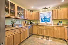 Large Yard + Games: Edgewater Escape in Paupack!