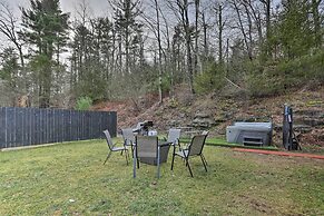 Large Yard + Games: Edgewater Escape in Paupack!