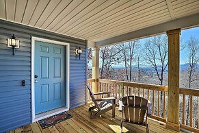 Charming Retreat w/ Mtn Views: Walkable Location!