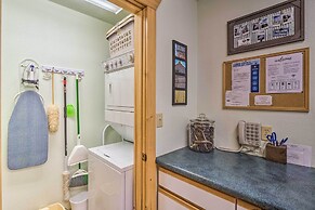 Peaceful Leadville Retreat w/ Covered Deck!