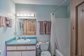 Peaceful Leadville Retreat w/ Covered Deck!