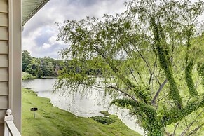 Charming Condo w/ Balcony, Near Branson Strip