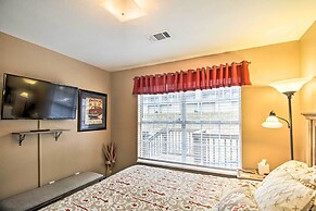 Charming Condo w/ Balcony, Near Branson Strip