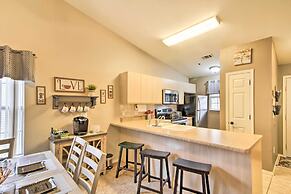 Charming Condo w/ Balcony, Near Branson Strip