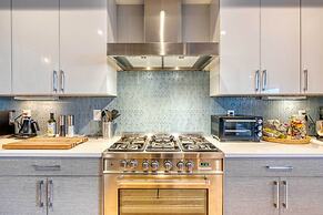 Walk to Empower Field: Townhome w/ Hot Tub!