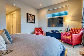 Walk to Empower Field: Townhome w/ Hot Tub!