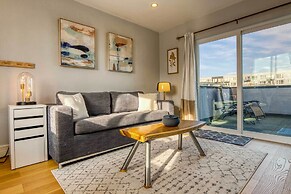 Walk to Empower Field: Townhome w/ Hot Tub!