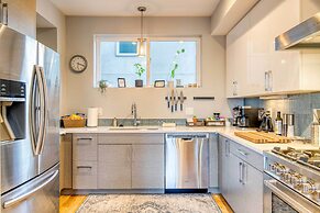 Walk to Empower Field: Townhome w/ Hot Tub!