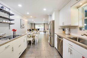 Pet-friendly Paradise w/ Pool ~ 6 Mi to Beach!