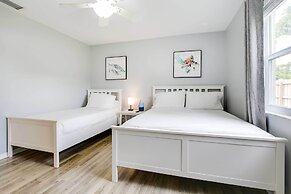 Pet-friendly Paradise w/ Pool ~ 6 Mi to Beach!