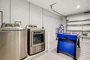 Pet-friendly Paradise w/ Pool ~ 6 Mi to Beach!