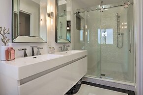 Denver Retreat w/ Yard ~ 4 Mi to Downtown!