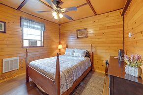 Lakefront Gem: Hot Tub & Game Room in Hancock