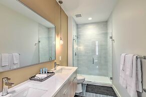 Contemporary Cincinnati Condo - Pets Allowed!