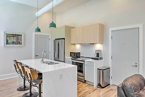 Contemporary Cincinnati Condo - Pets Allowed!
