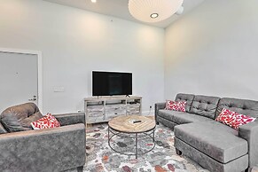 Contemporary Cincinnati Condo - Pets Allowed!