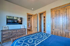 Luxury Ski-in/out Getaway w/ Hot Tub & Views!