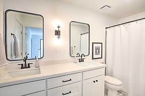 Palm Desert Escape w/ Patio, Grill & Fire Pit