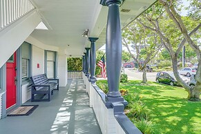 Victorian Carpinteria Apartment < 1 Mi to Beach!