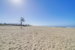 Victorian Carpinteria Apartment < 1 Mi to Beach!